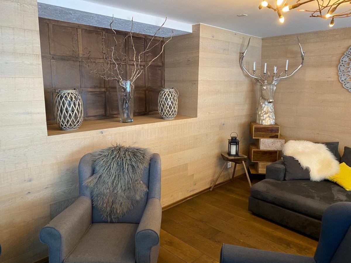 Hotel Lodge Inn Fiesch Kültér fotó